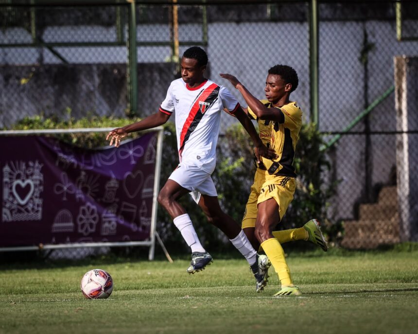 uberabinha-enfrenta-o-atletico-mg-na-cidade-do-galo