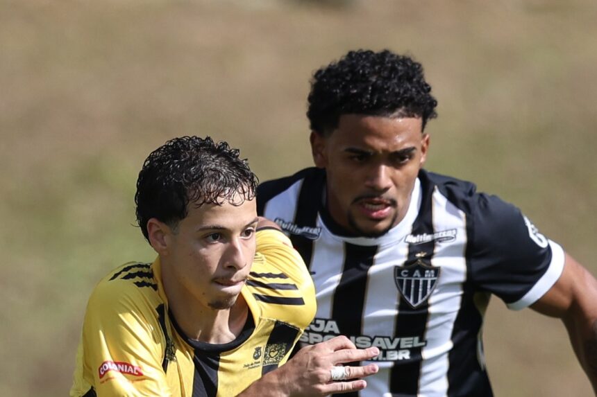na-cidade-do-galo,-uberabinha-perde-para-o-atletico-mg